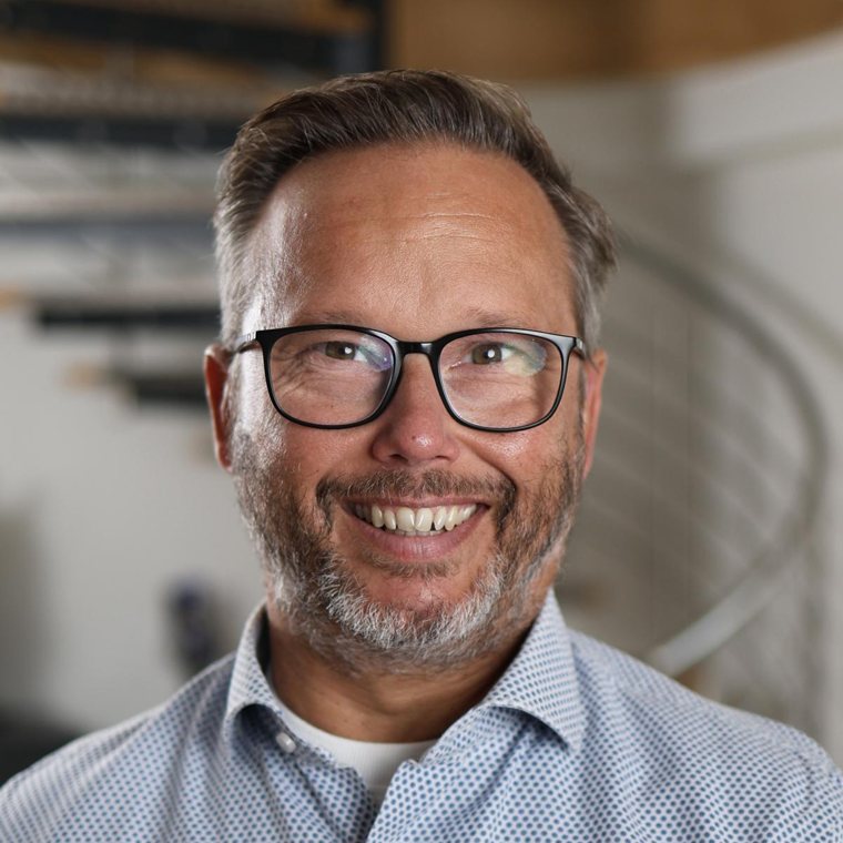 Thomas Ziessmer, Vertrieb